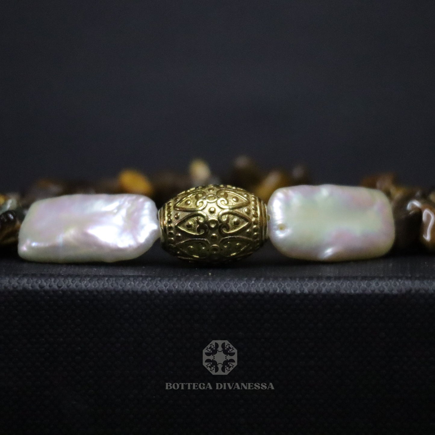 Pearl Tiger Eye Aura